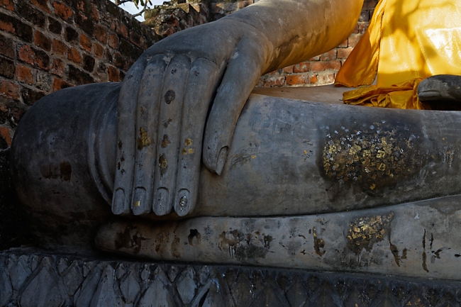 Wat Yai Chai Monkon-082